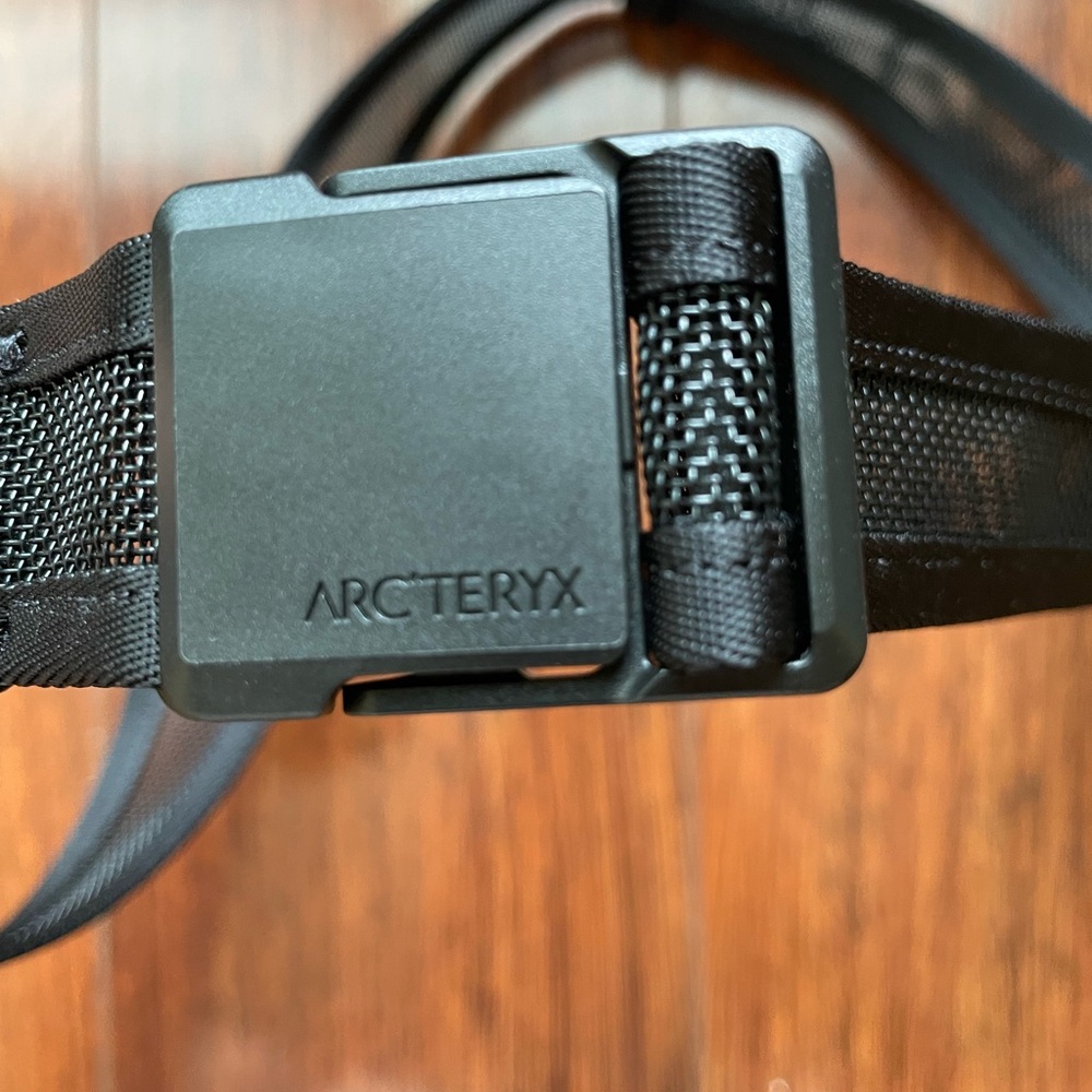 Arc'teryx Black Mesh Belt size S